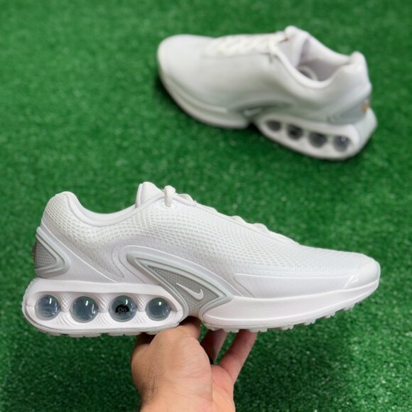 シューズ(男性用) Nike Air Max DN \"White/llic Silver BUY Nike Air Max Dn White Metallic Silver | Kixify Marketplace